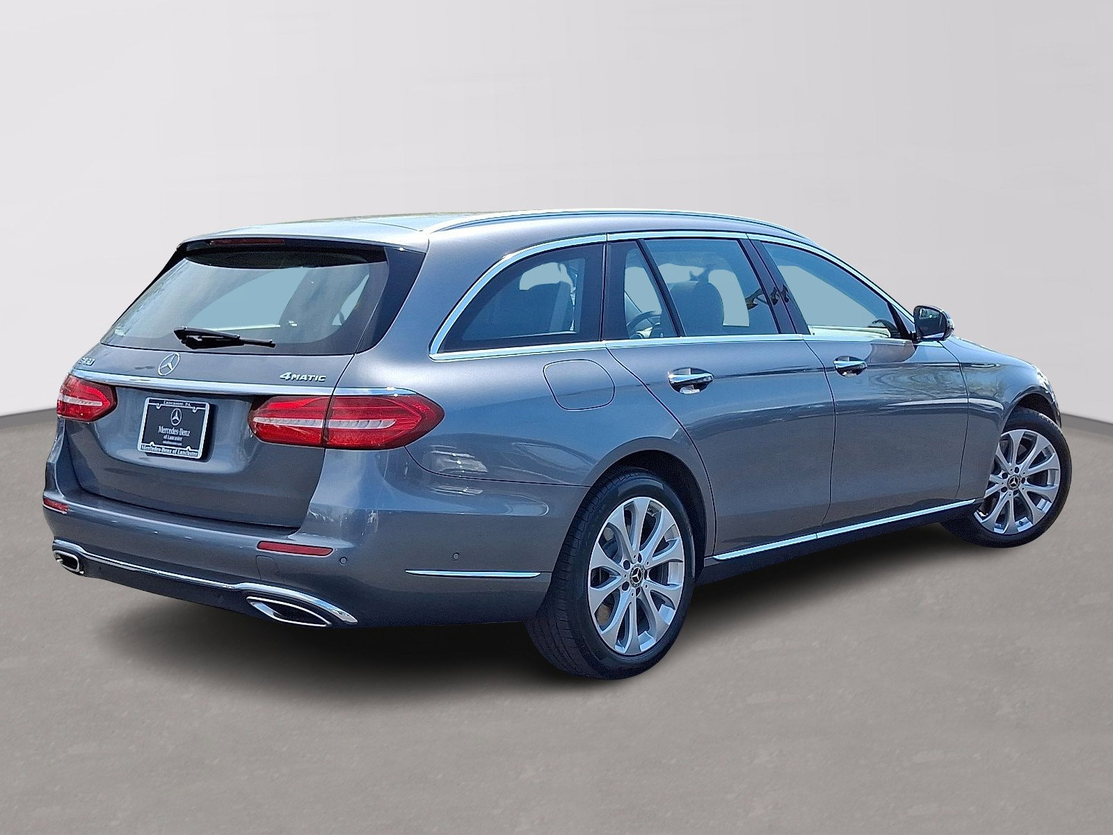 Used 2019 Mercedes-Benz E 450 4MATIC Wagon image 4