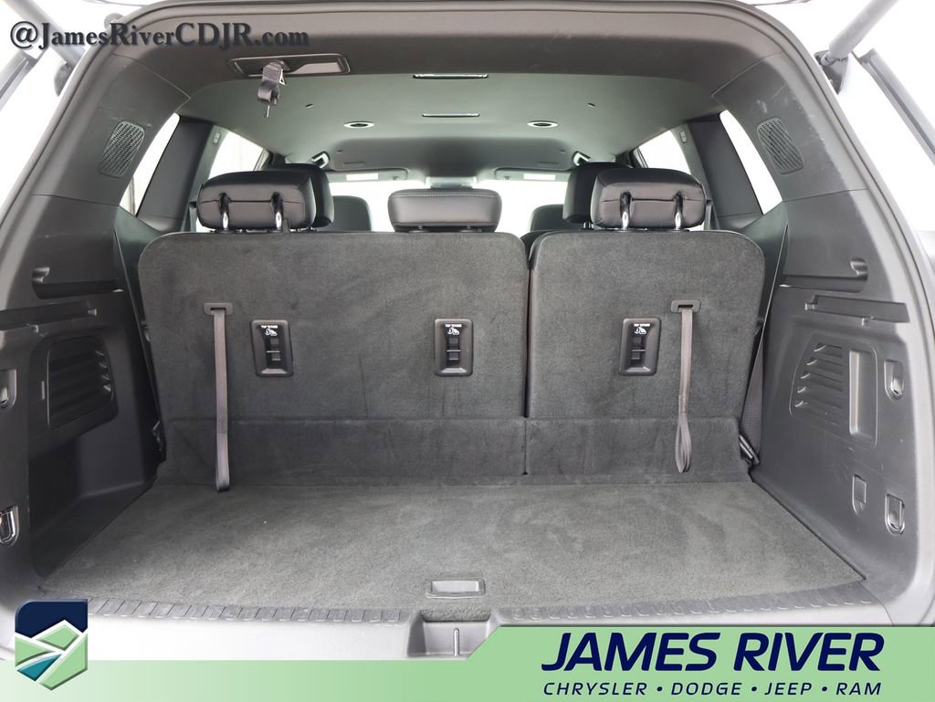 Used 2026 GMC Acadia Elevation w/ Elevation Premium Package AWD/4WD image 15