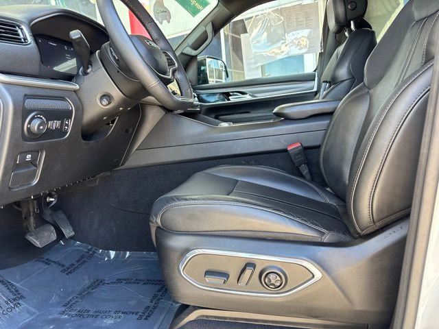 Used 2023 Jeep Wagoneer L Series II image 14