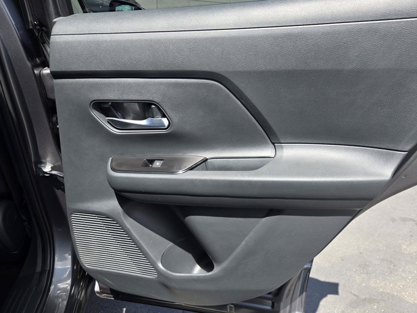 Used 2026 Nissan Kicks SV FWD image 28