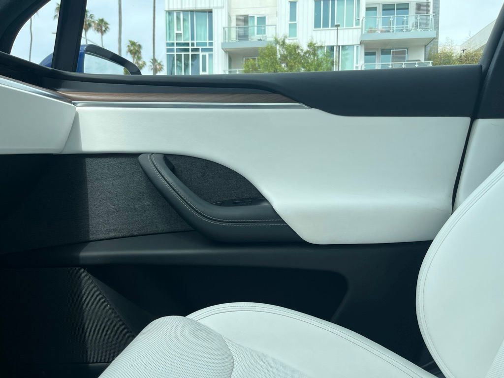 Used 2023 Tesla Model X AWD/4WD image 19