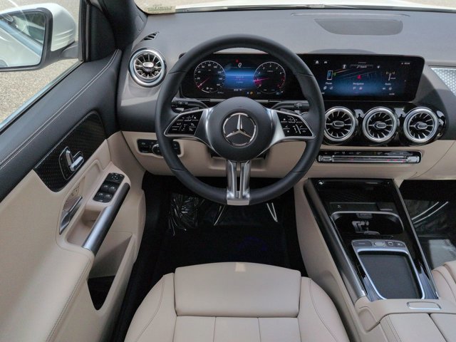 Certified 2025 Mercedes-Benz GLA 250 image 16