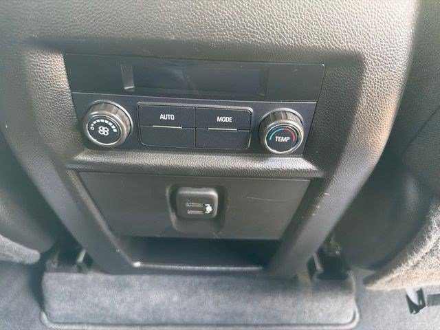Used 2020 Chevrolet Traverse LS AWD/4WD image 27