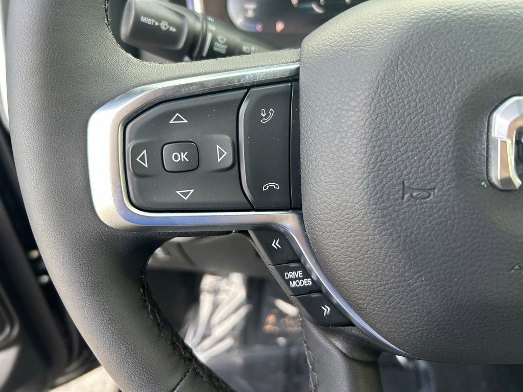 Used 2025 RAM 1500 Big Horn RWD image 42