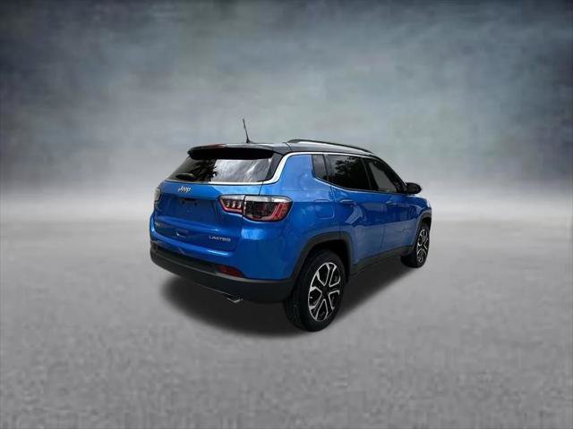 Certified 2022 Jeep Compass Limited AWD/4WD image 7