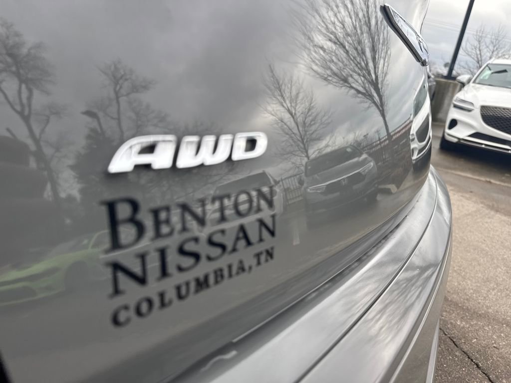 Used 2019 Chrysler 300 S image 41