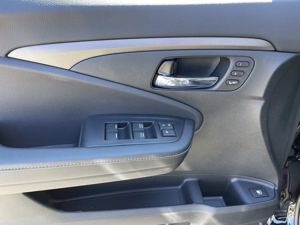 New 2026 Honda Ridgeline RTL image 16