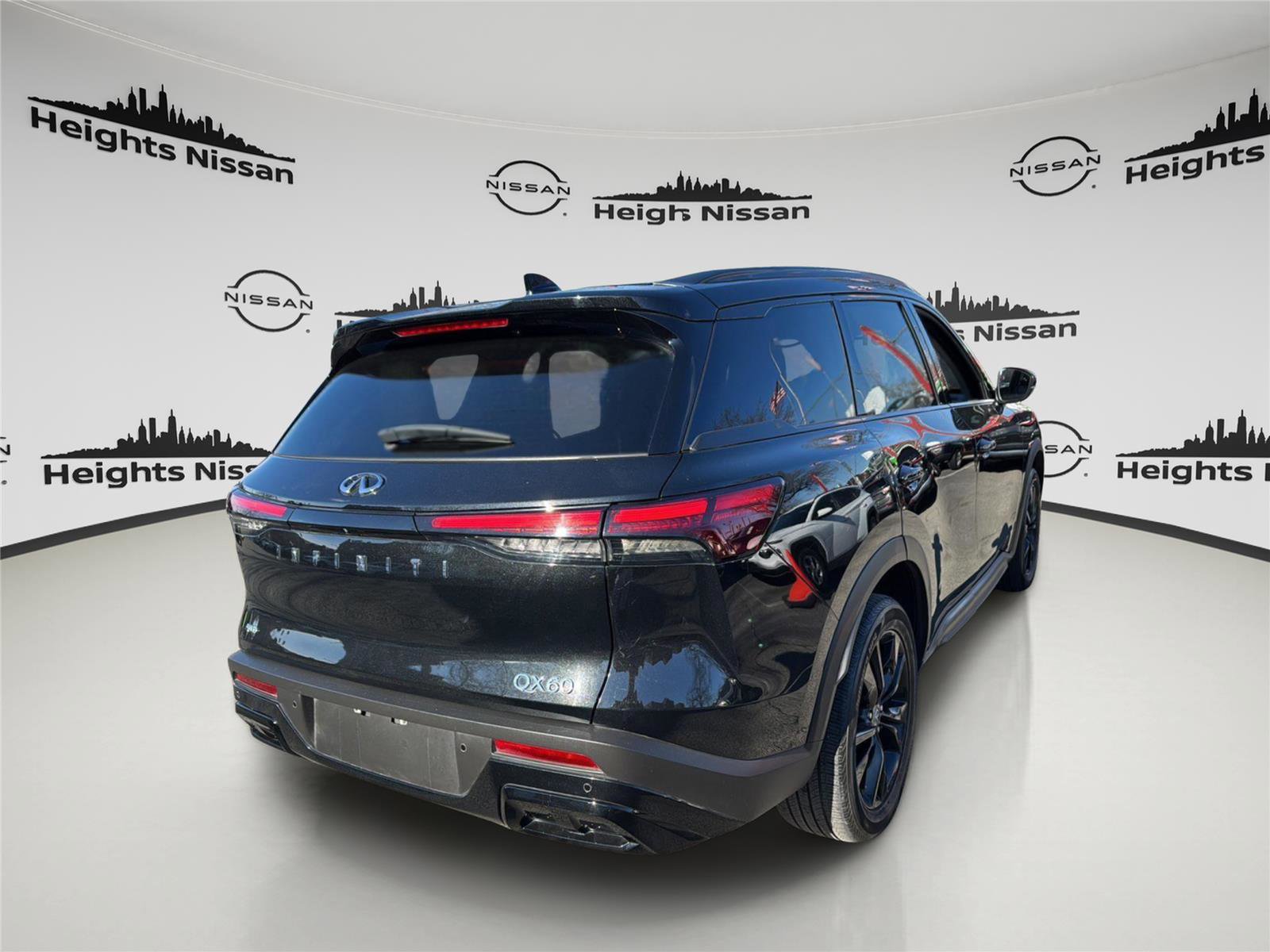 Used 2023 INFINITI QX60 Luxe image 5