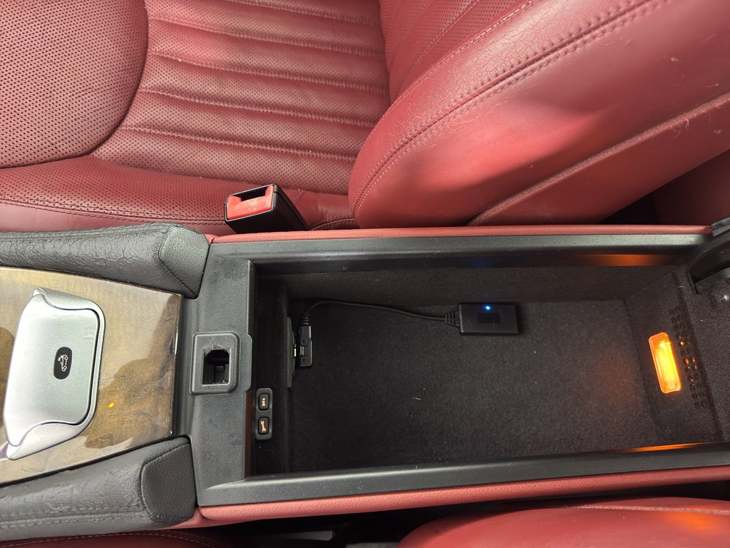 Used 2011 Mercedes-Benz SL 550 image 28