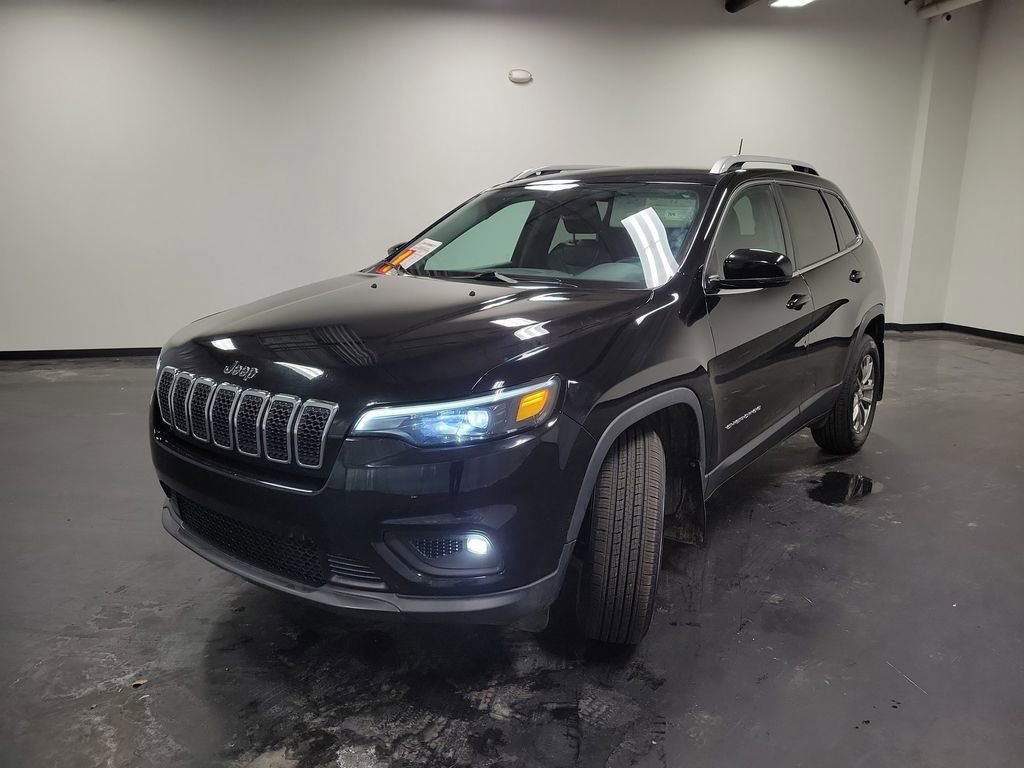 Used 2019 Jeep Cherokee Latitude Plus w/ Comfort/Convenience Group image 5