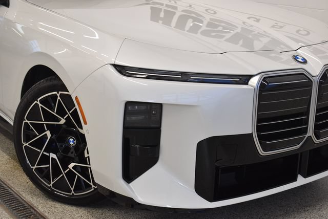 New 2027 BMW 740i xDrive w/ M Sport Package AWD/4WD image 29