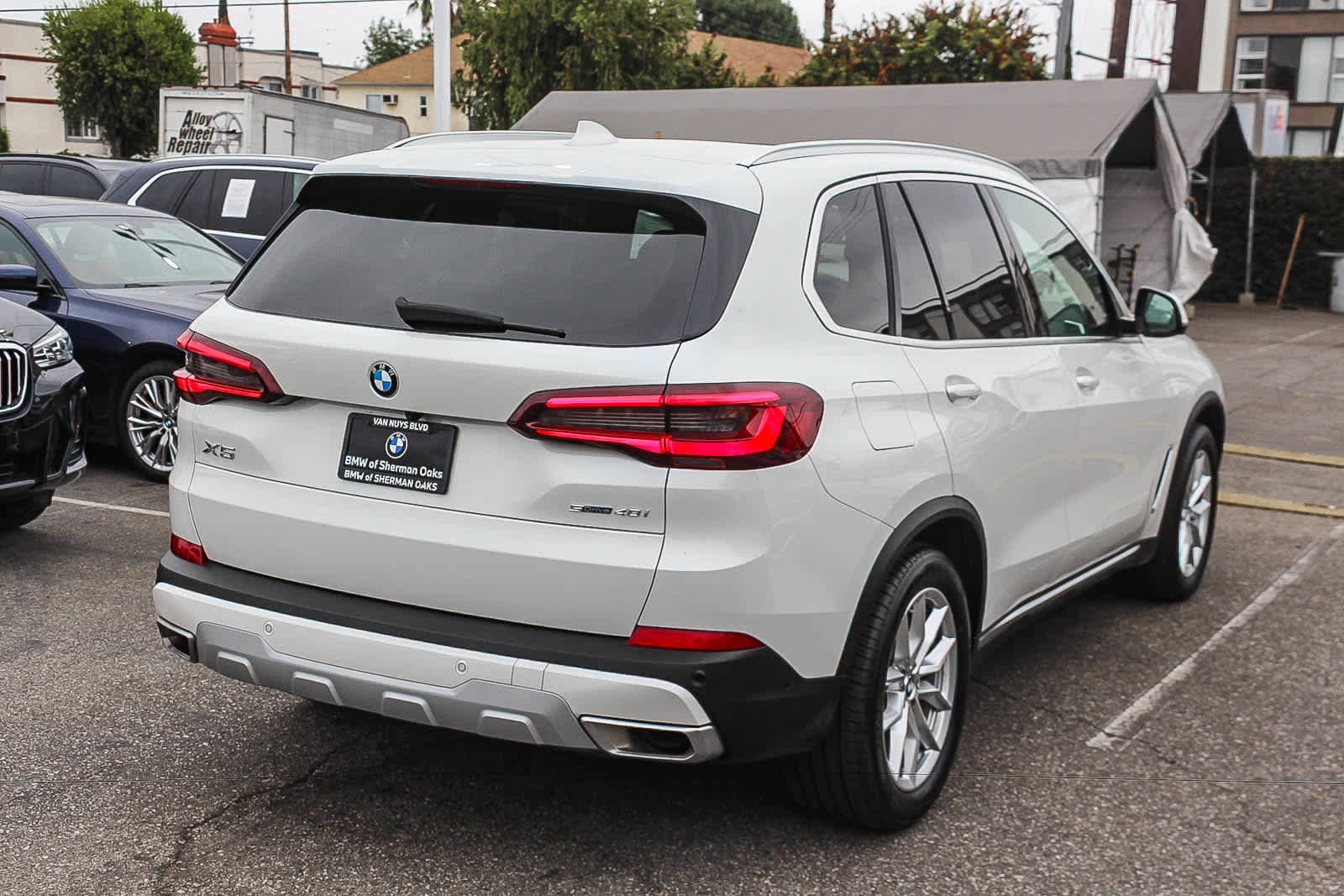 Certified 2023 BMW X5 sDrive40i w/ Luxury Seating Package RWD image 4