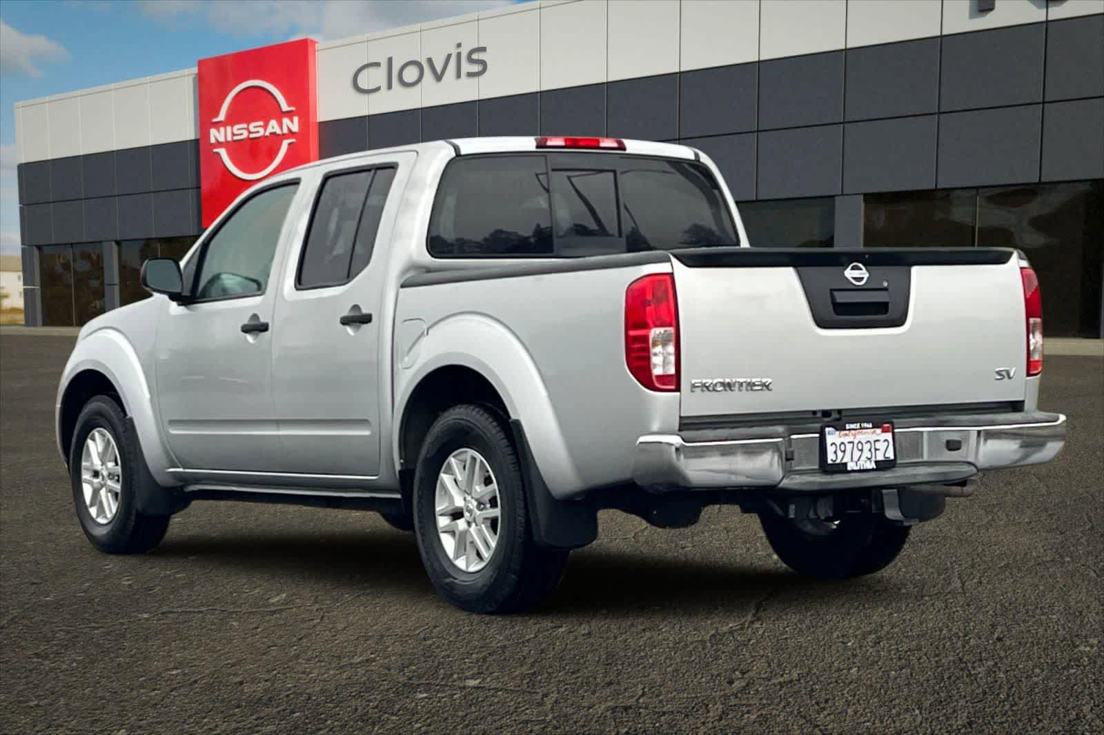 Used 2017 Nissan Frontier SV RWD image 7