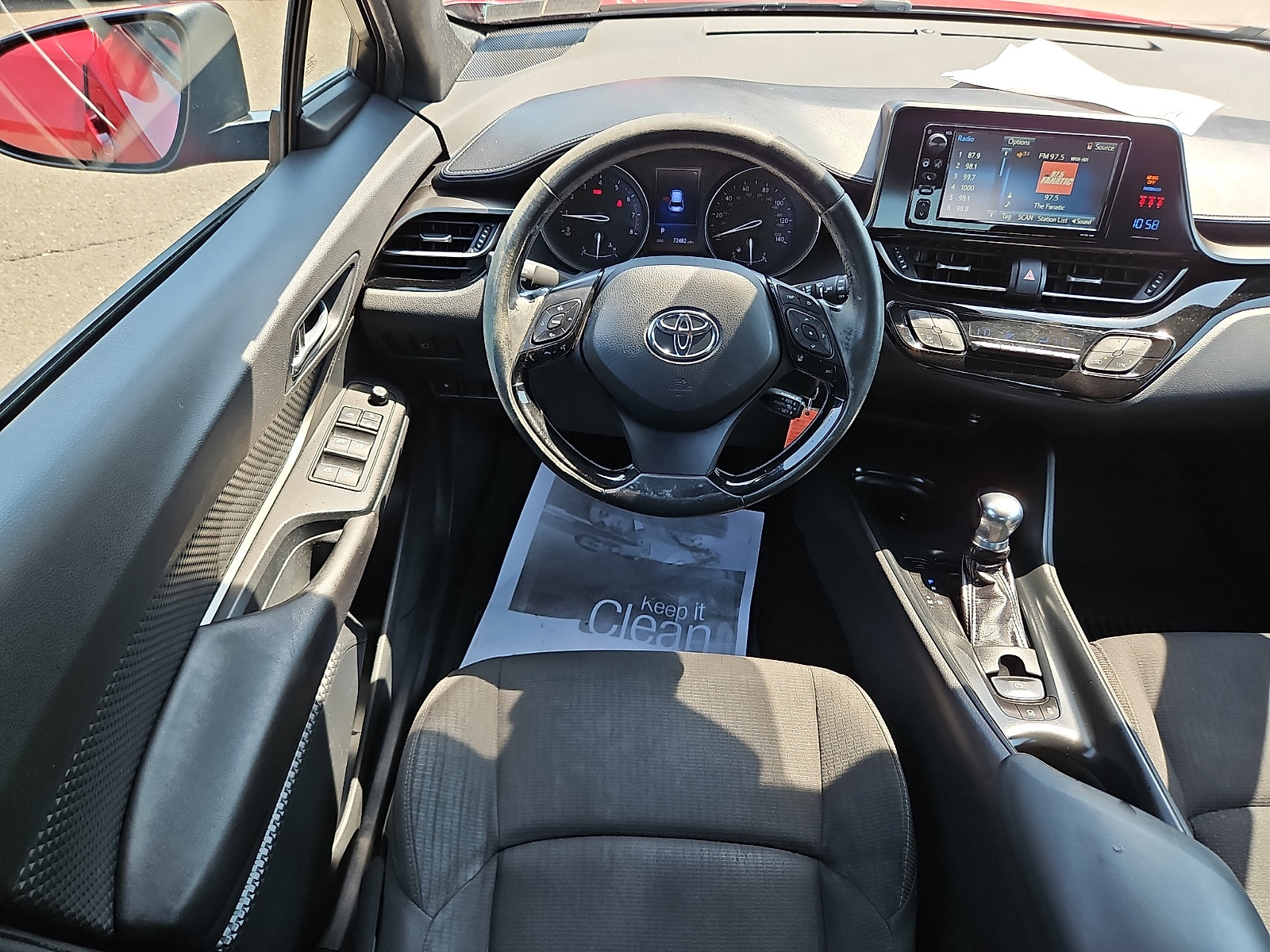 Used 2018 Toyota C-HR XLE FWD image 11