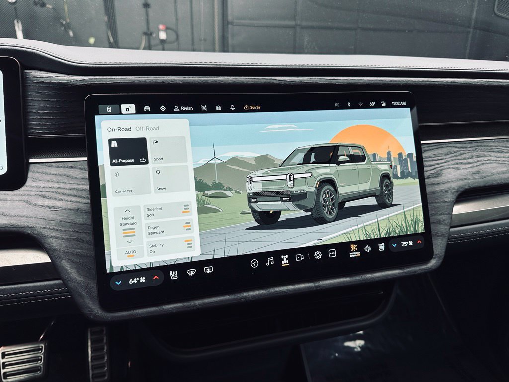 Used 2022 Rivian R1T Launch Edition AWD/4WD image 34
