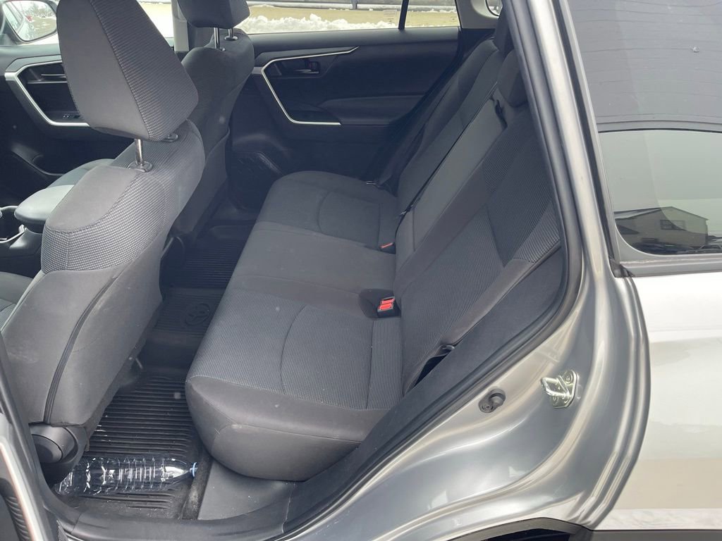 Used 2023 Toyota RAV4 LE image 8