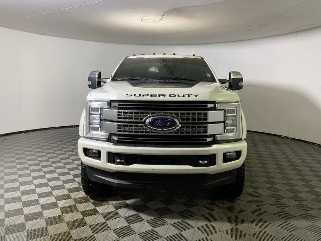 Used 2018 Ford F250 Platinum w/ Platinum Ultimate Package image 3