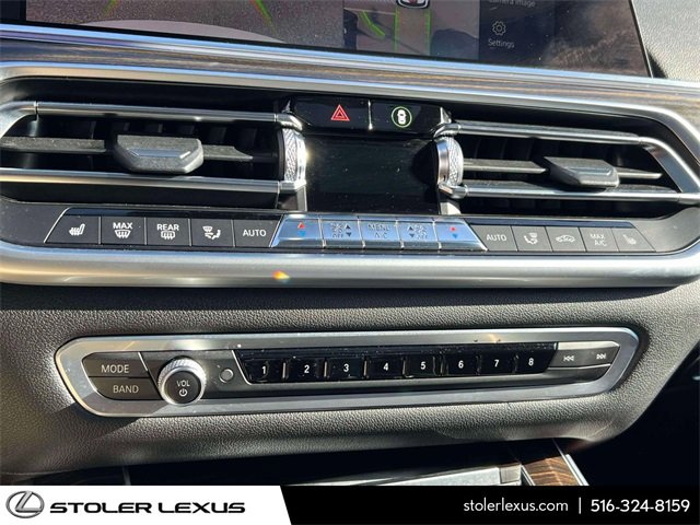 Used 2021 BMW X5 xDrive40i w/ M Sport Package image 35