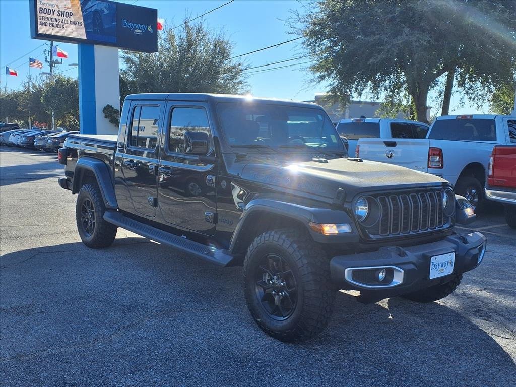 Used 2024 Jeep Gladiator Sport image 20