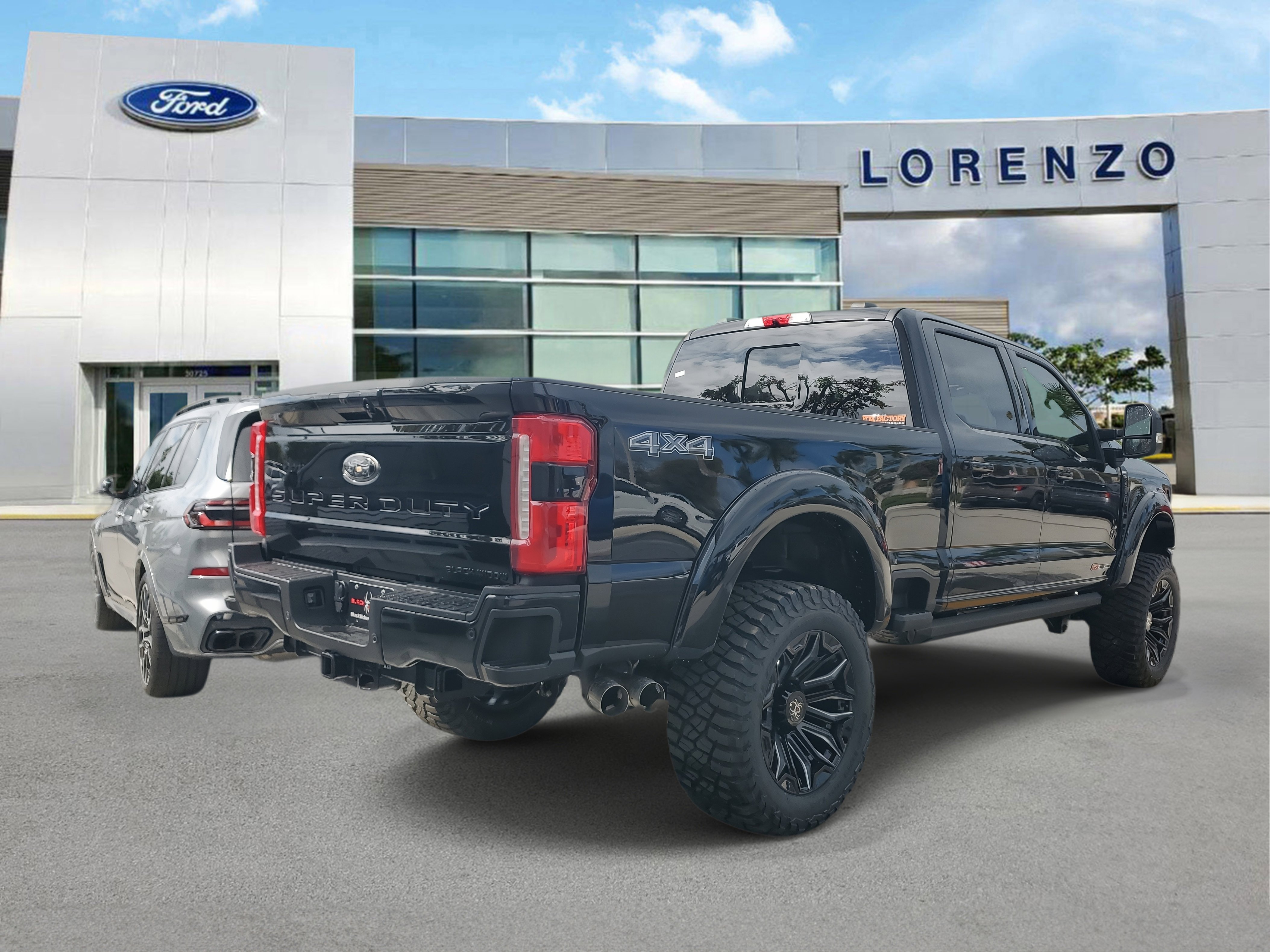 New 2026 Ford F250 Lariat w/ Black Appearance Package image 4