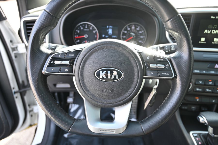 Used 2022 Kia Sportage Nightfall Edition image 23