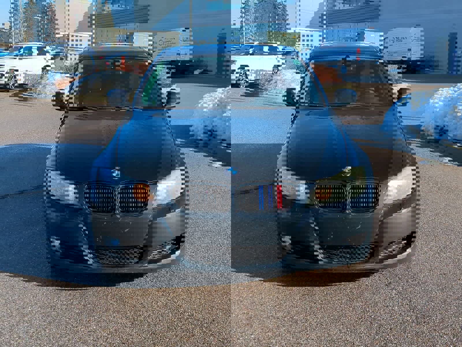 Used 2010 BMW 328i xDrive Sedan image 3