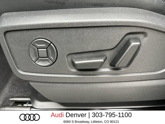 Used 2025 Audi Q5 Premium w/ Convenience Package AWD/4WD image 12
