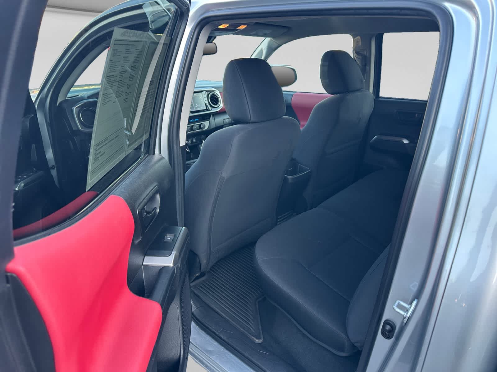 Used 2023 Toyota Tacoma SR5 AWD/4WD image 22