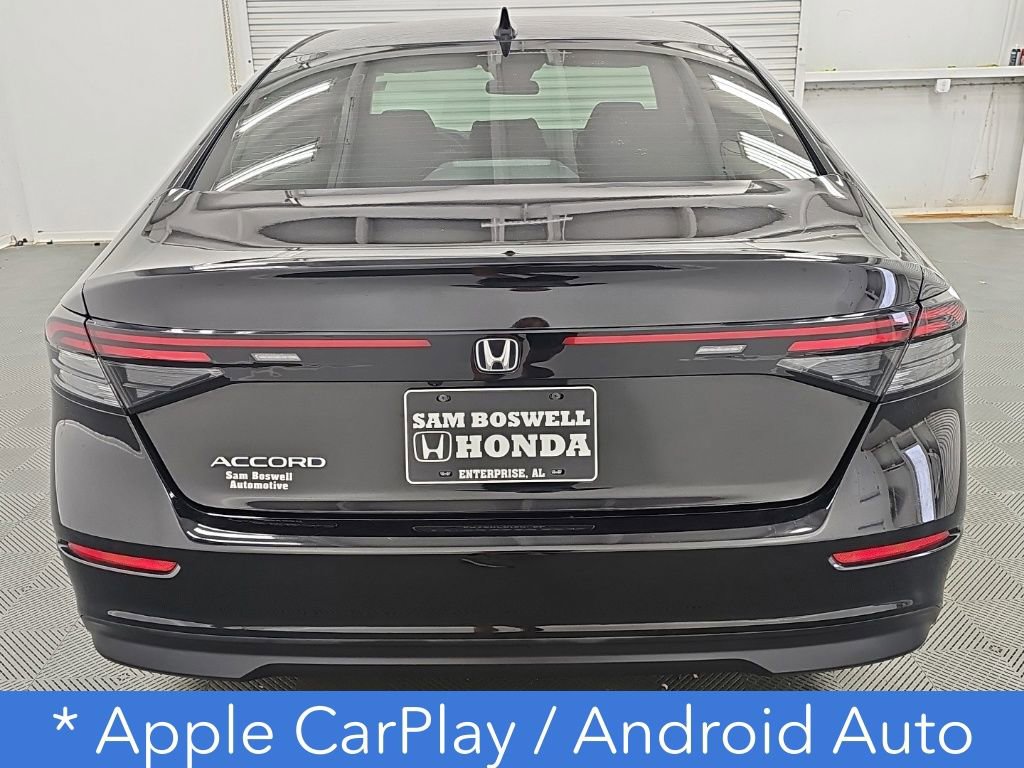 Used 2025 Honda Accord SE image 8