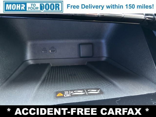 Used 2025 Chevrolet Traverse LT image 19