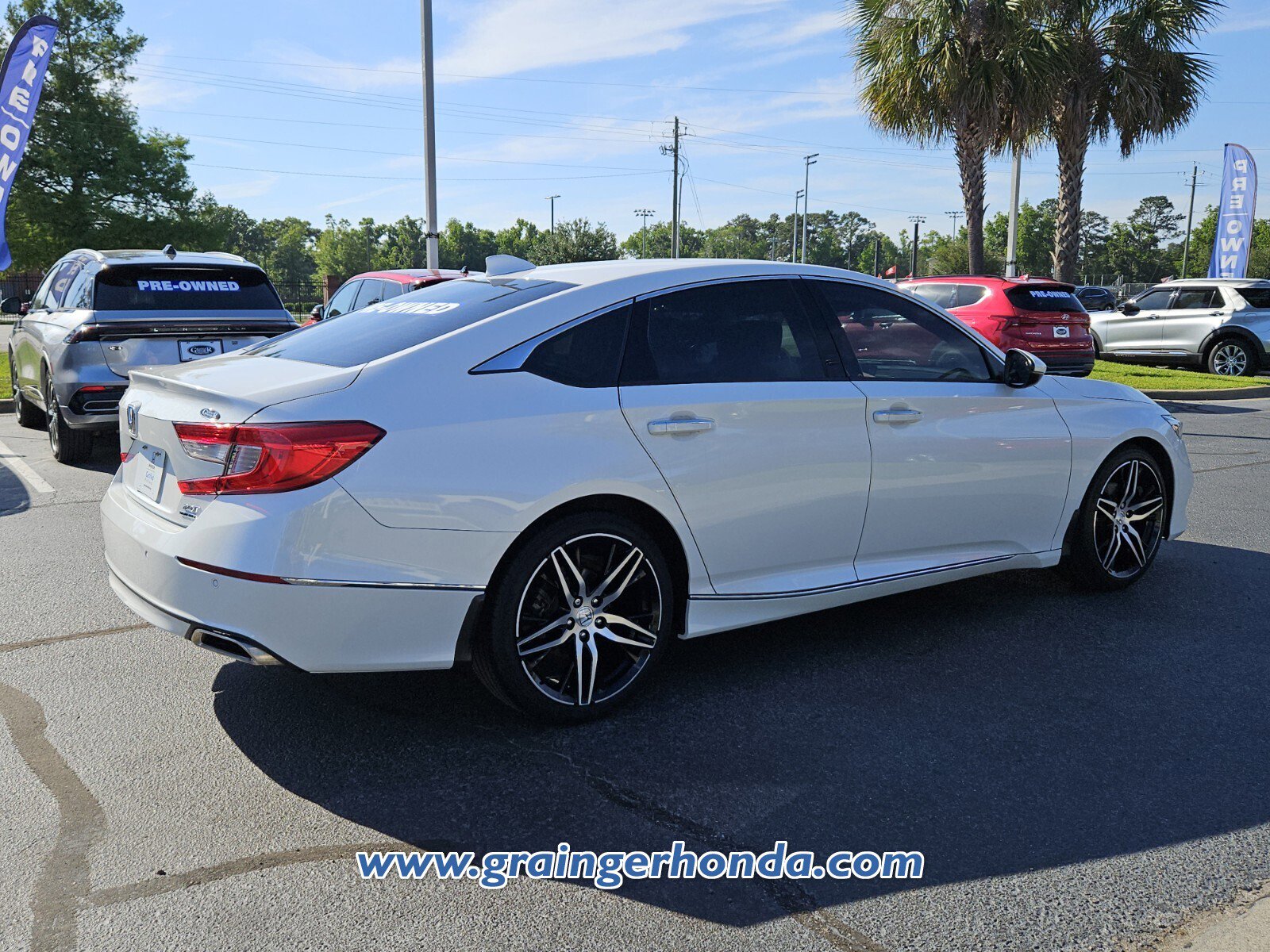 Certified 2022 Honda Accord Touring image 5