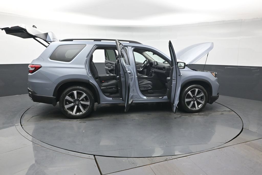 Used 2024 Honda Pilot Touring image 54