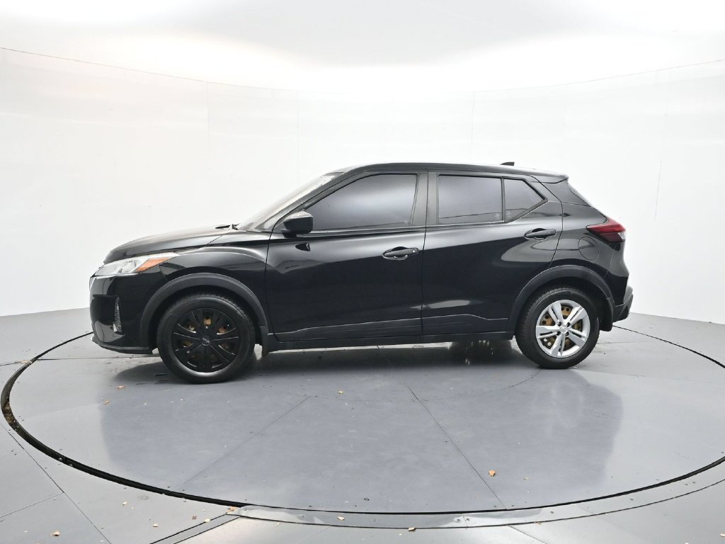 Used 2021 Nissan Kicks S FWD image 4