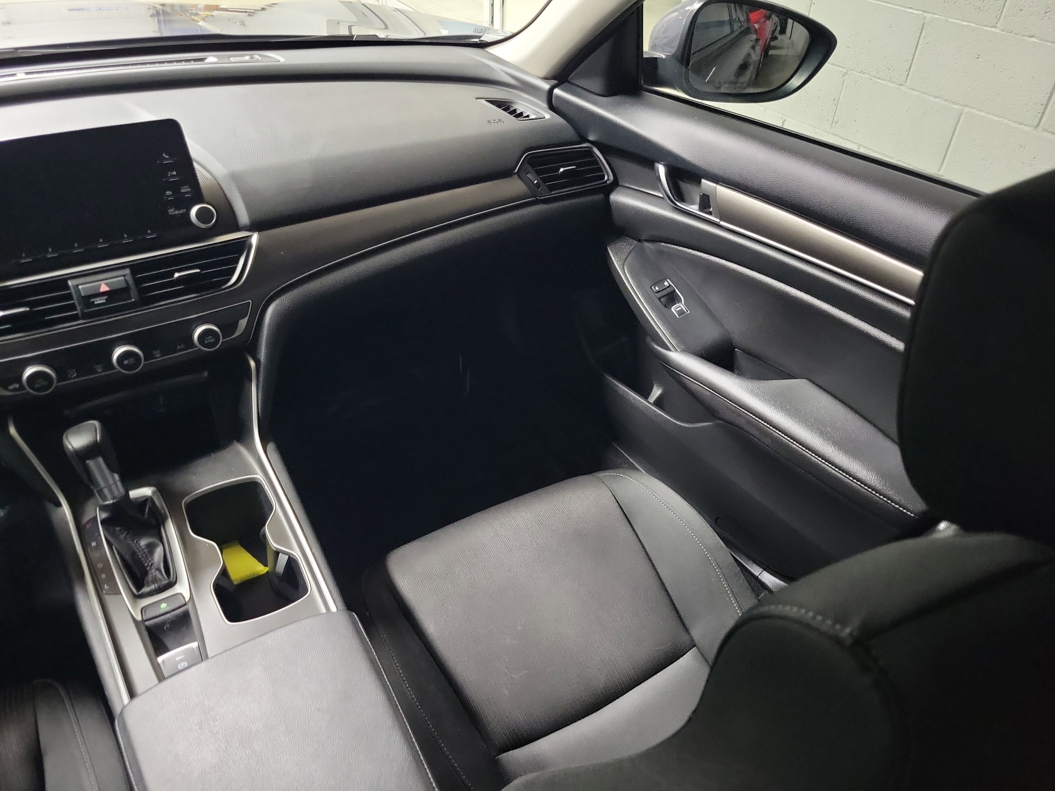 Used 2020 Honda Accord LX image 12