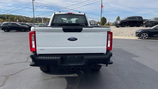 Used 2024 Ford F250 XL image 5
