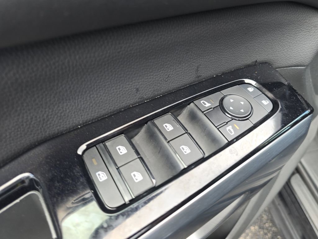 Used 2024 Nissan Pathfinder SL image 20