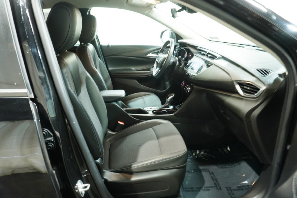 Used 2021 Buick Encore GX Preferred w/ Cold Weather Comfort Package FWD image 11