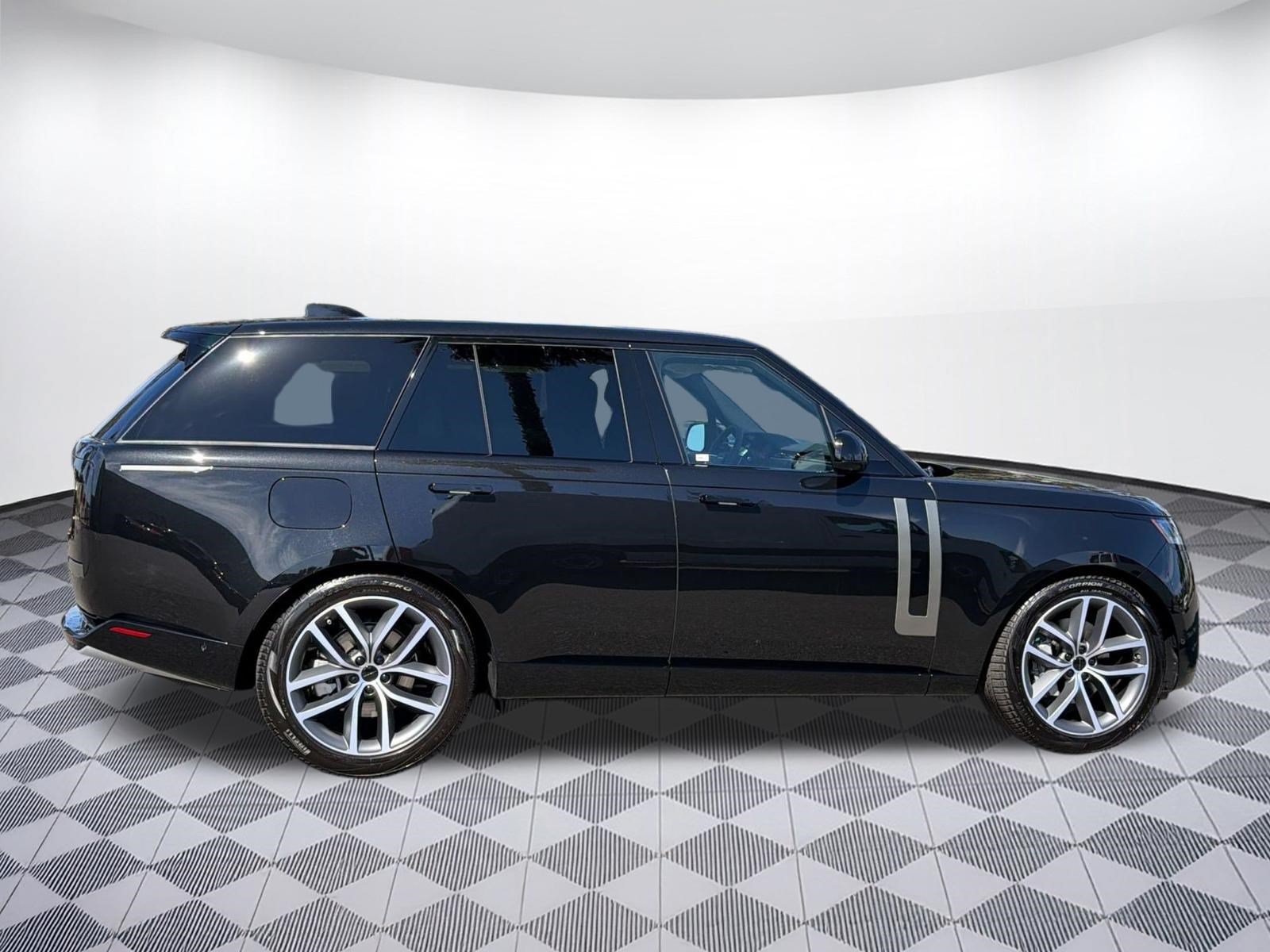 New 2026 Land Rover Range Rover SE AWD/4WD image 8
