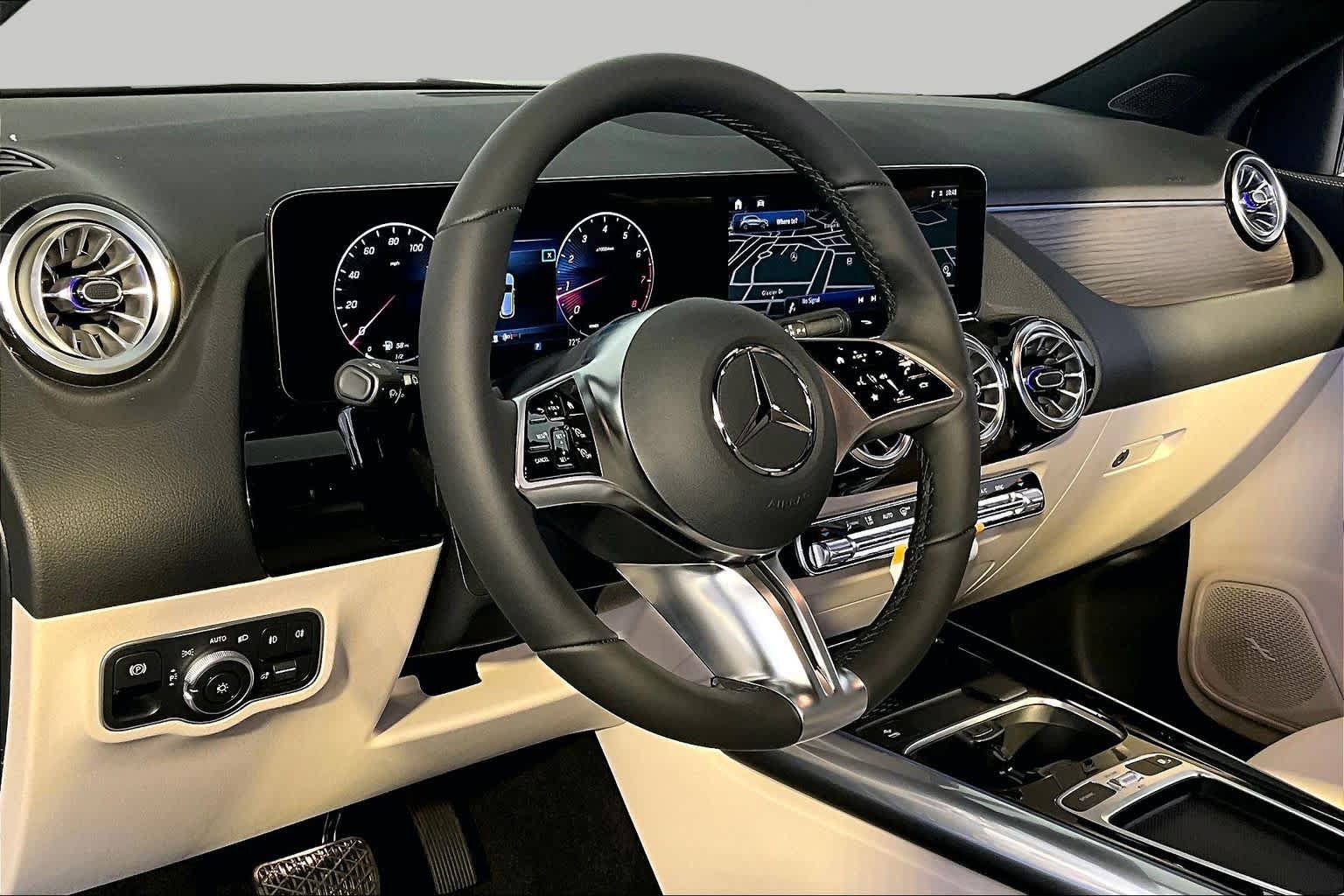 New 2026 Mercedes-Benz GLA 250 4MATIC image 9