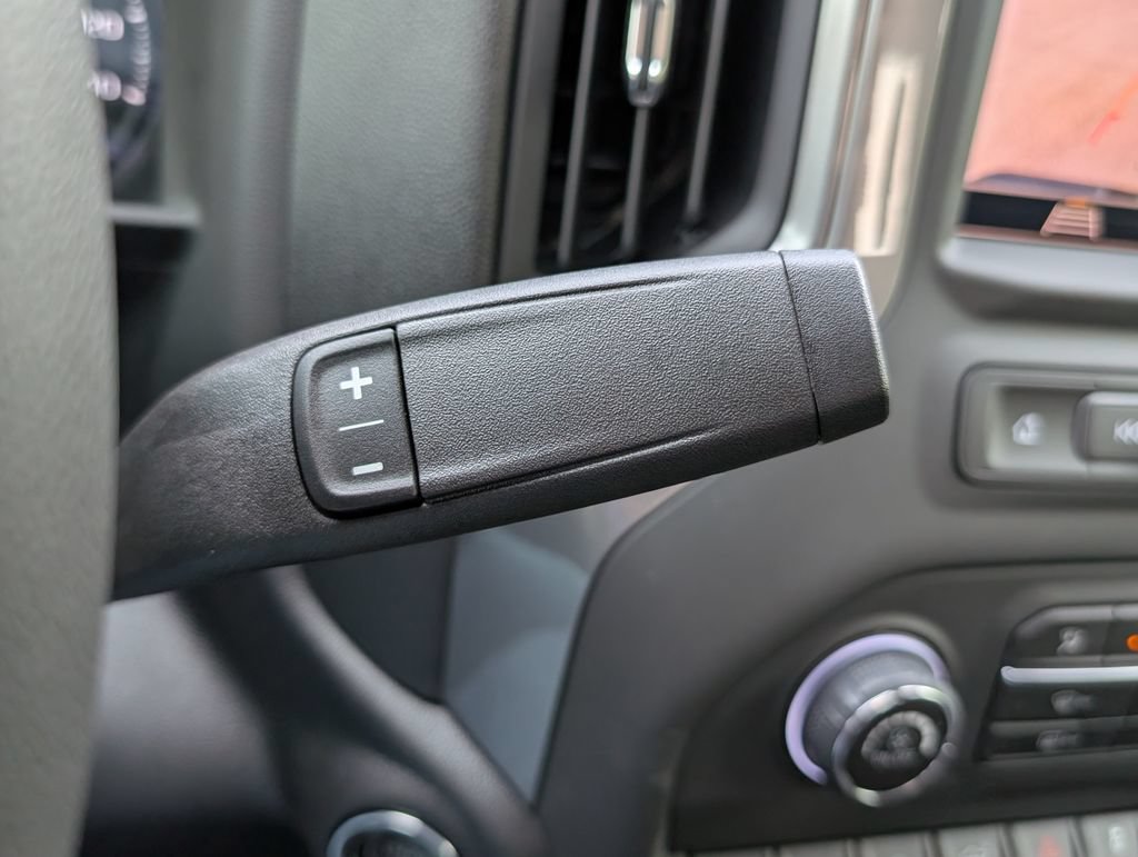 New 2026 Chevrolet Silverado 1500 Custom w/ LPO, Dark Essentials Package RWD image 20