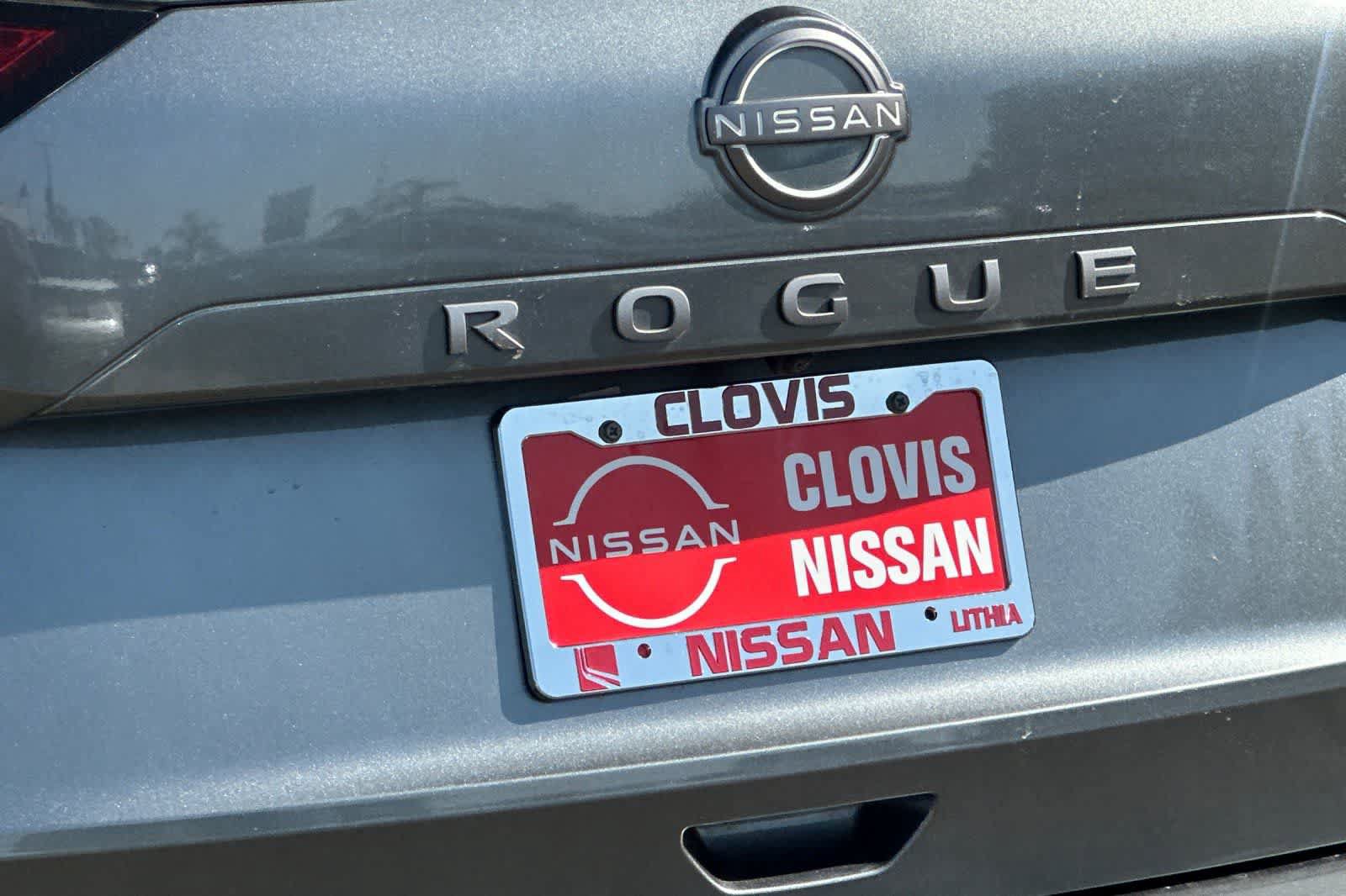 Certified 2025 Nissan Rogue SV FWD image 32