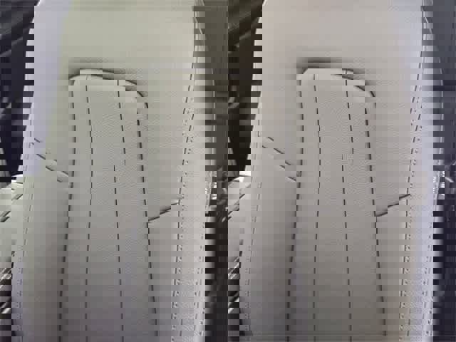 Used 2025 Mercedes-Benz GLB 250 GLB 250 image 40