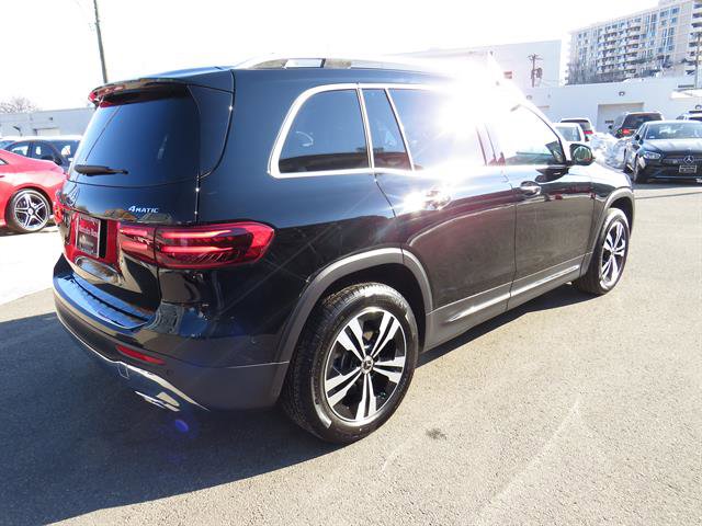 Used 2025 Mercedes-Benz GLB 250 4MATIC image 4