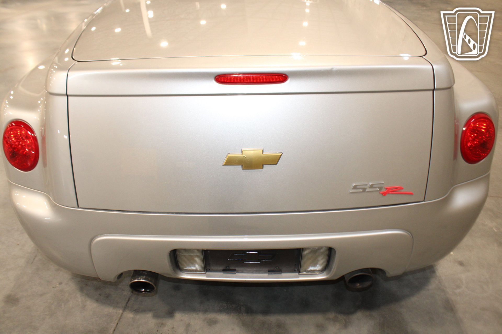 Used 2004 Chevrolet SSR w/ Preferred Equipment Group RWD image 8