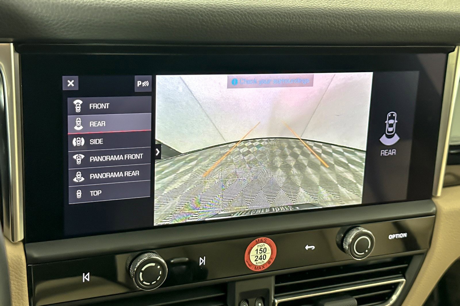 Used 2024 Porsche Macan Turbo image 19