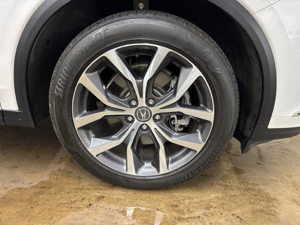 Certified 2024 Acura MDX w/ Technology Package AWD/4WD image 40