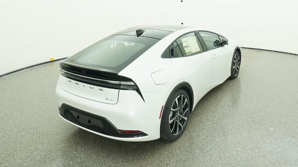 New 2026 Toyota Prius Plug-In Hybrid FWD image 35