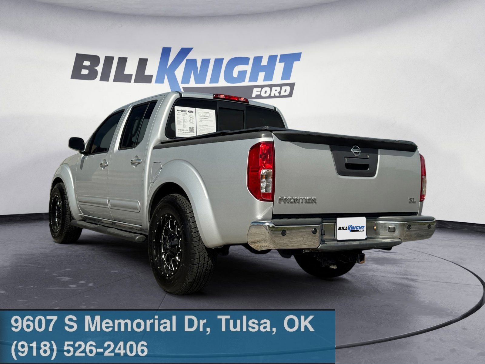 Used 2019 Nissan Frontier SL image 3