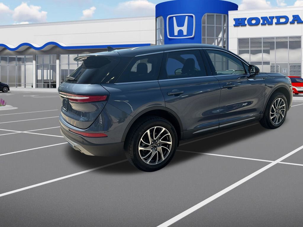 Used 2022 Lincoln Corsair AWD w/ Equipment Group 101A image 9