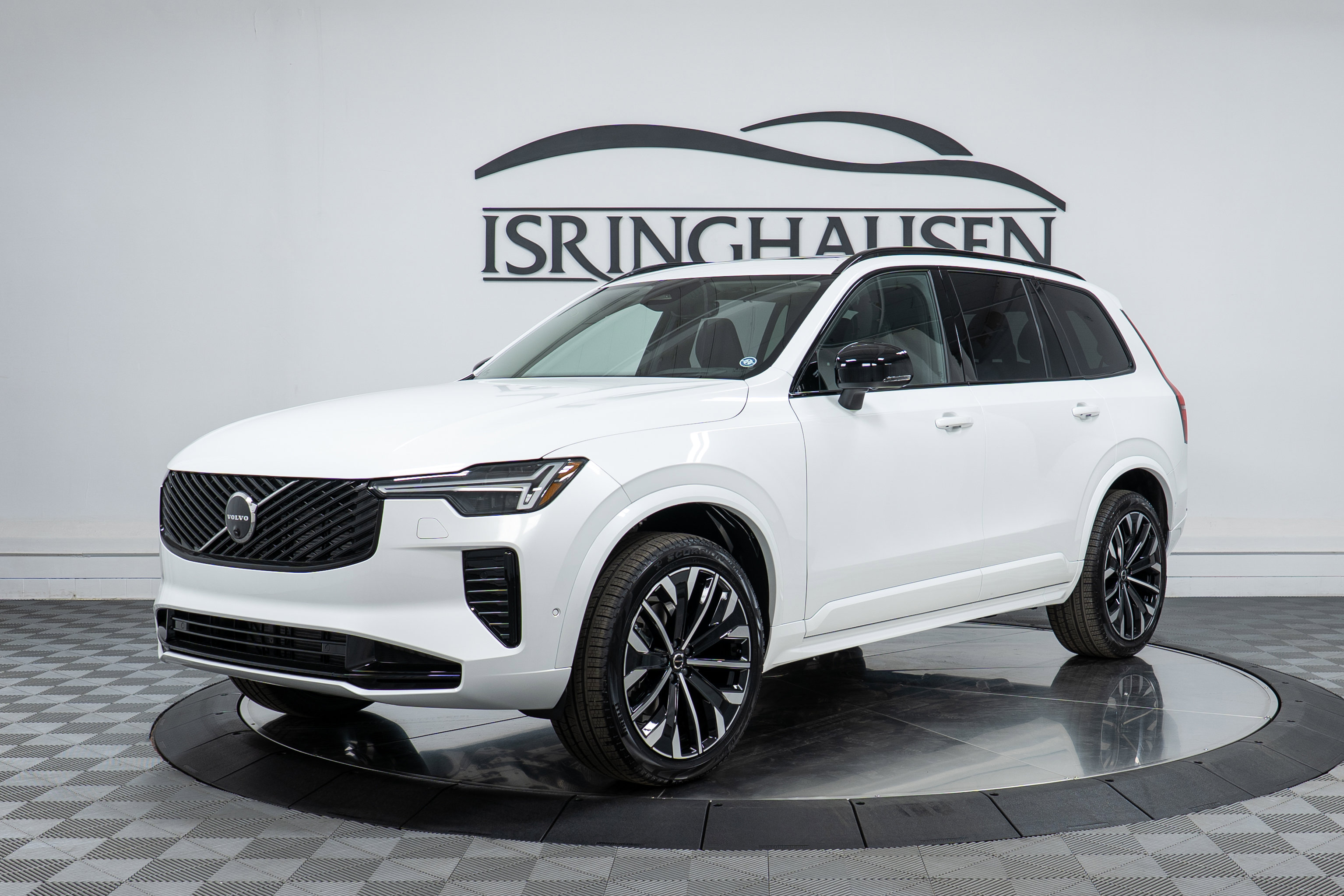 New 2026 Volvo XC90 B6 Ultra w/ Protection Package